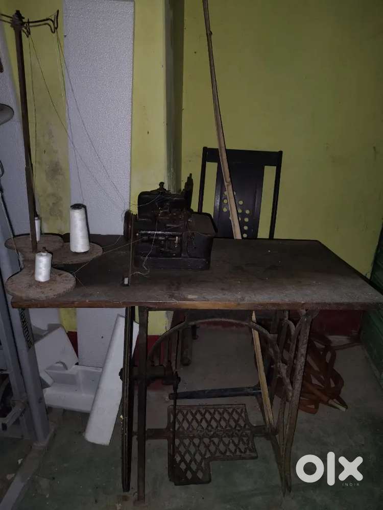 Interlock sewing machine ( ইন্টারলক সেলাই মেশিন)