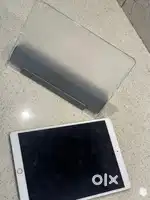 Apple iPad Pro 10.5 (256GB) + Apple Pencil  Premium Combo Deal