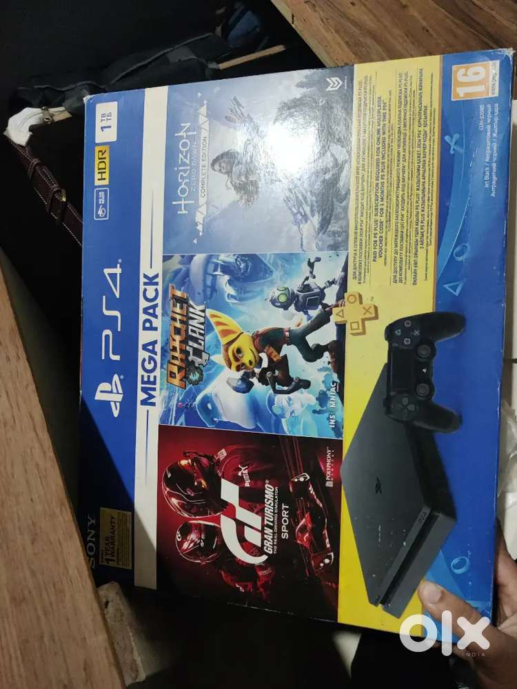 Ps4 with controller and 24 inch monitor