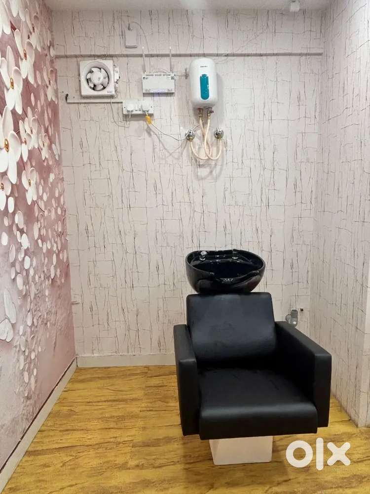 SHAMPOO STATION FOR SALE