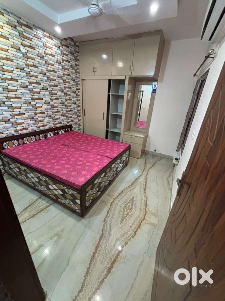 1Bhk flat for rent 15500/fully furnished sec 127 gillco velly kharar