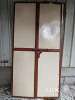 સેફ્ટી ડોર