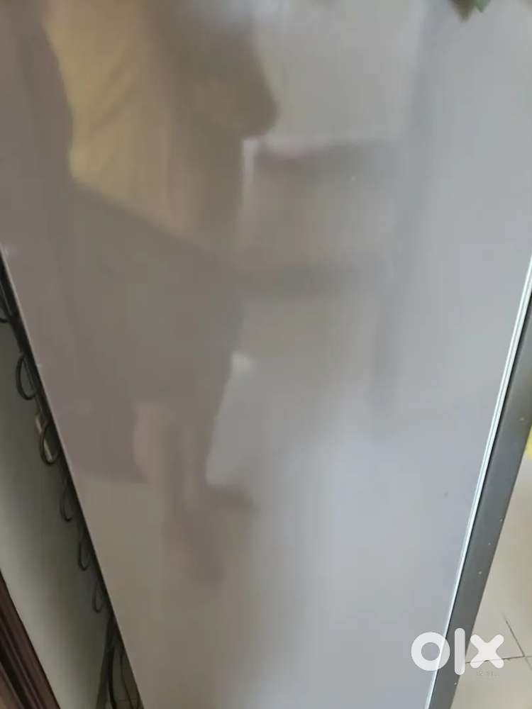 Whirlpool 310 ltr frige available for sale