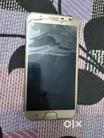 Samsung new phone. koi kami nhi hai. gaurd tuta hua hai screen thk hai