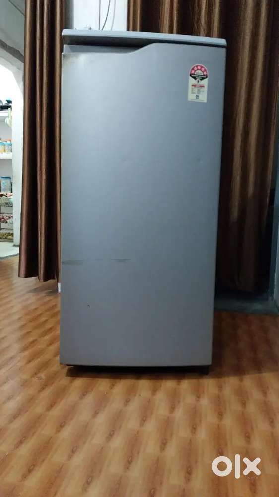 Samsung refrigerator single door in good condition