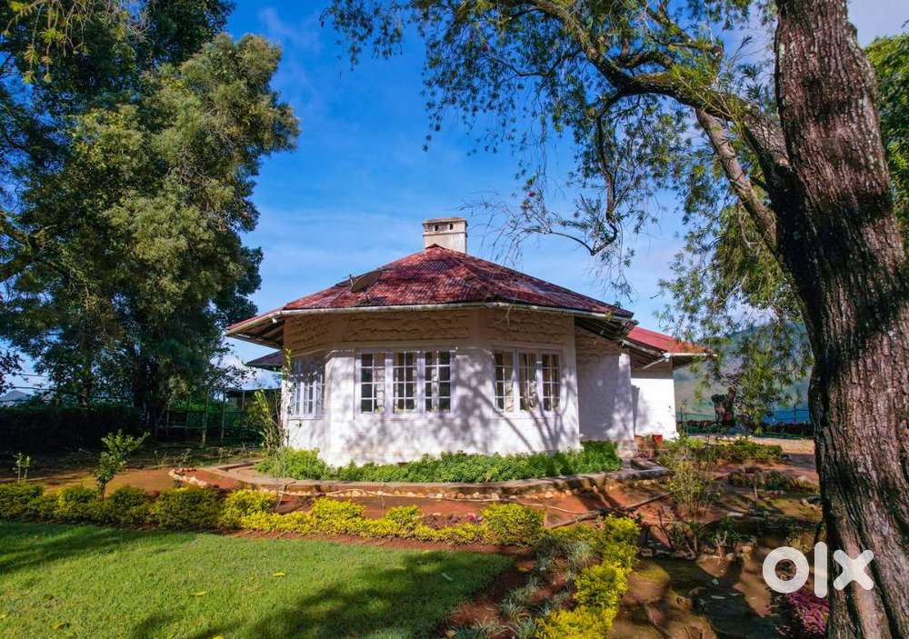 House Keeping Staff - Resort Bungalow