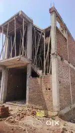 Makan bechna hai abhi adhura hai magar bana ke dunga 2 manjil hai