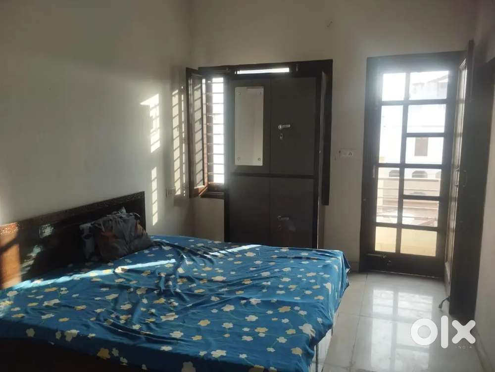 PG Room For Boys.