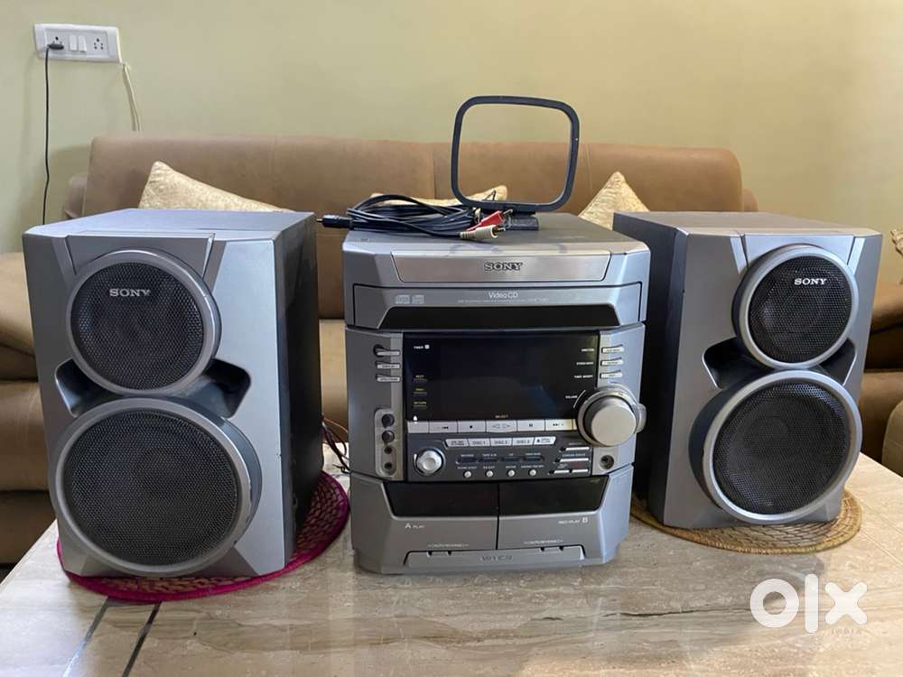 Sony Hi-Fi Music System with Dual Speakers – Excellent Condition