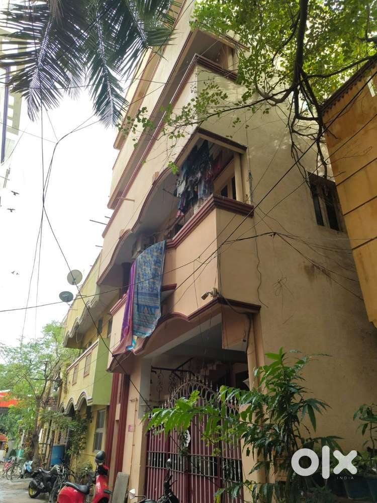 APARTMENT FOR SALE ARUMBAKKAM NEAR METRO STATION