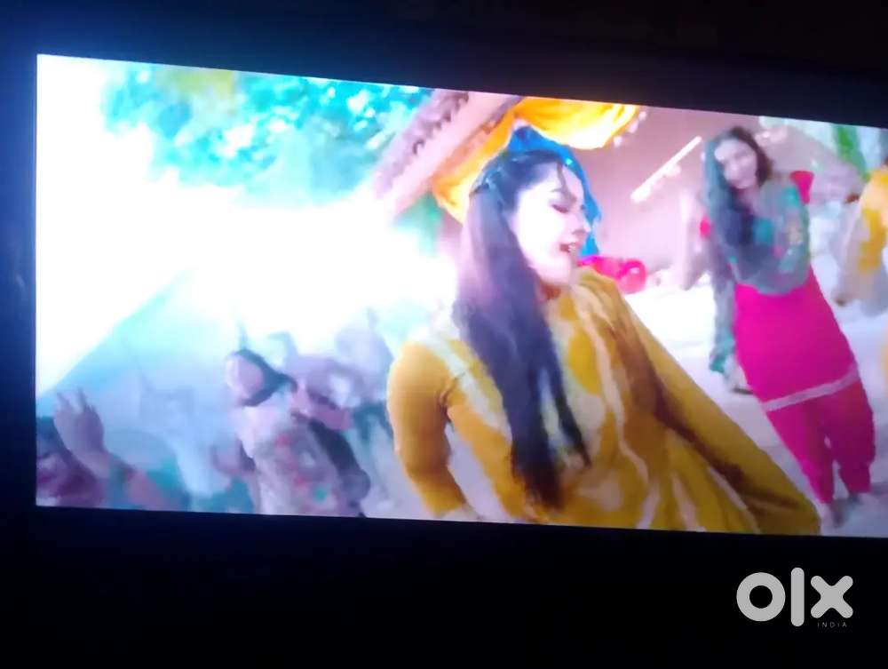 TCL company led tv 43 inches no any problume