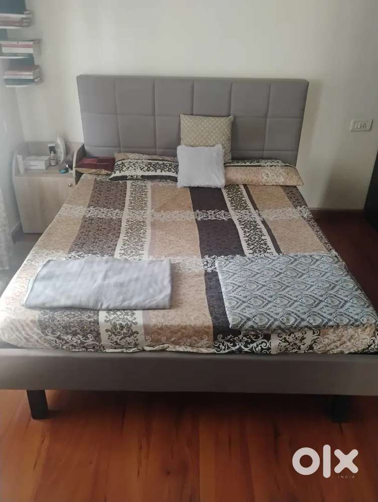 Cot for sale.. Queen size