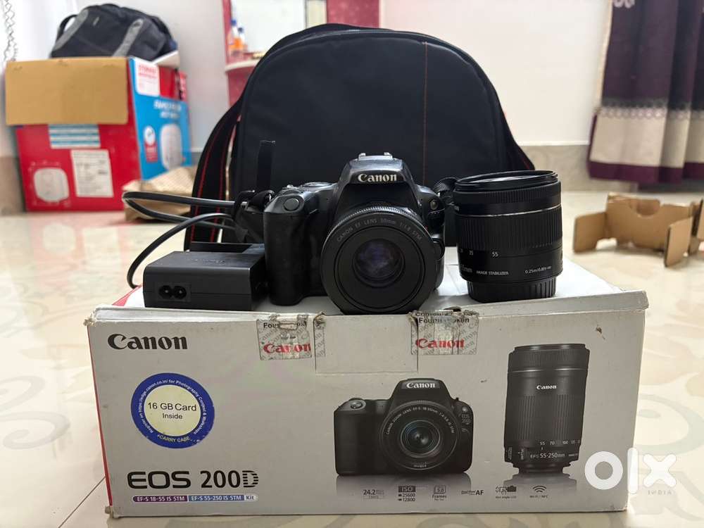 Canon 200d DSLR