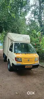 ASHOK LEYLAND DOST RLS BS4 Goods carrier