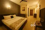 Air bnb/hotel for rent in omaxe hazratganj