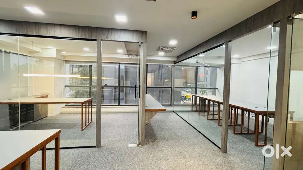 1384 Sq ft Fully Furnished Office Available For Rent In Corporate Road