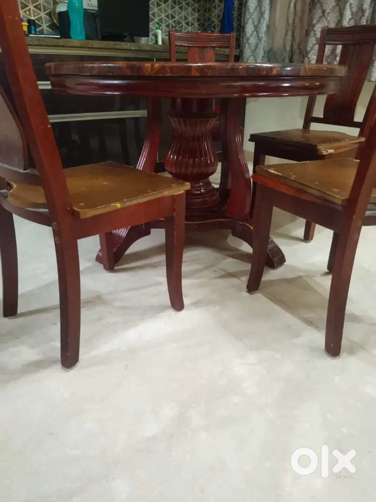 Wooden round shaped dinning table set
