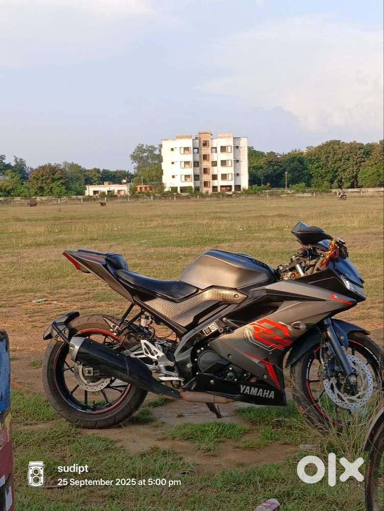 Yamaha r15 v3. 2021 yr of purchage. Petrol. Smooth condition