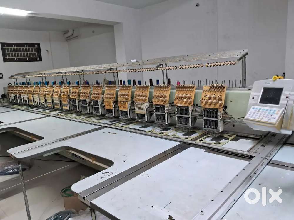 Computer embroidery machine