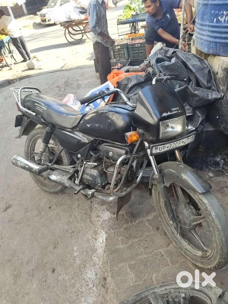 New bike leni hai 2009 ka model Hai paper Koi nahin Hai