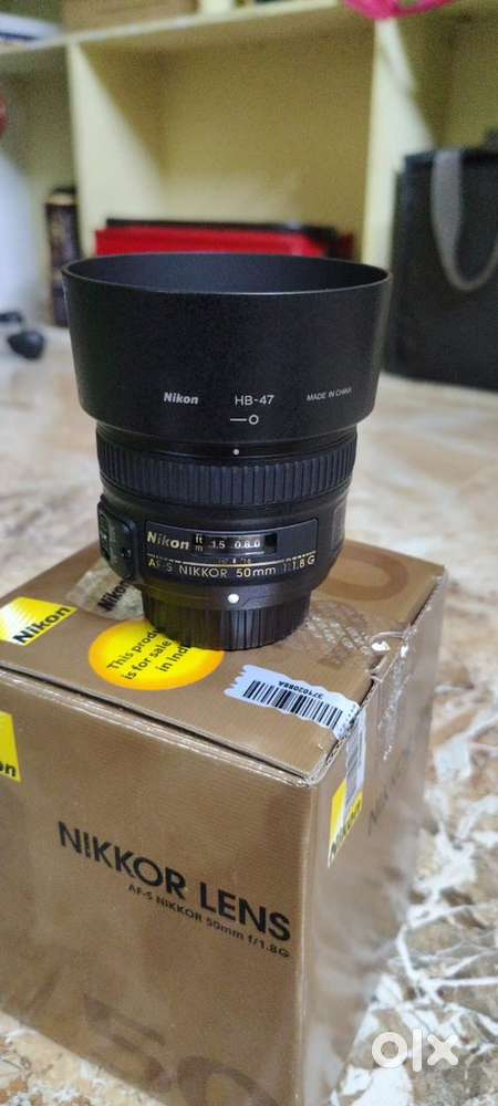 Nikon 50mm f1.8 Prime lens & 55-300mm Long lens in good condition