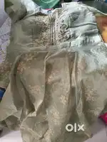 Gown three piece