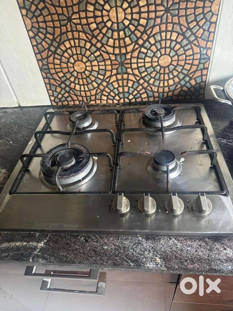 Hindware gas stove 4 burner