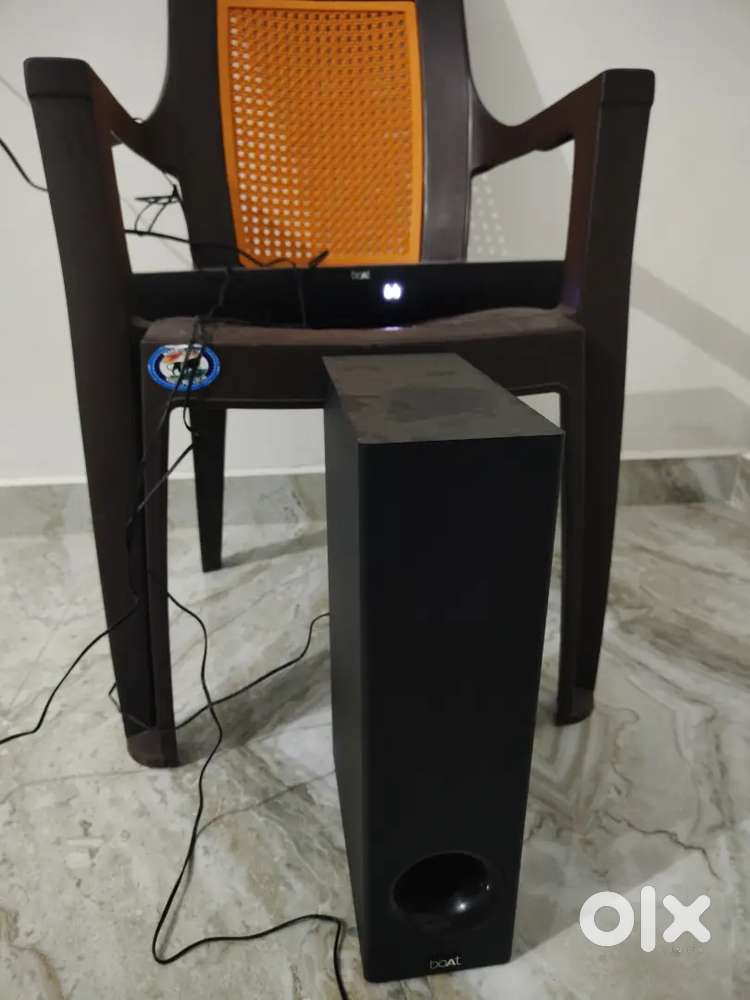 Boat sound bar