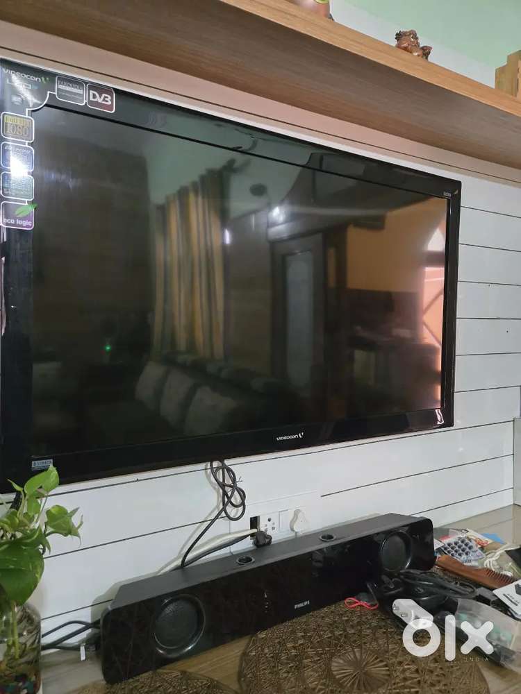 42 LED t.v.