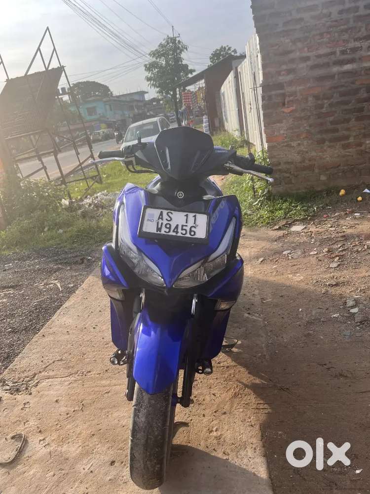 Selling my scooty aerox 155