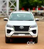 Toyota Fortuner 4X2 MT 2.8 Diesel, 2022, Diesel