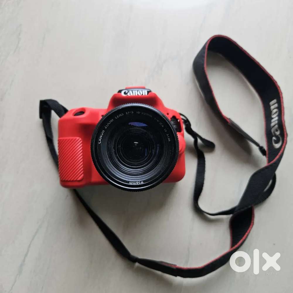 Camera for sale ( Canon 200d mark2 )