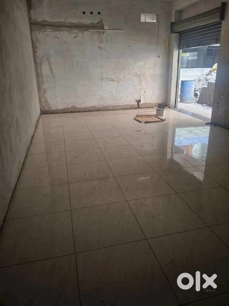 Commercial shop for rent (15*30 size)