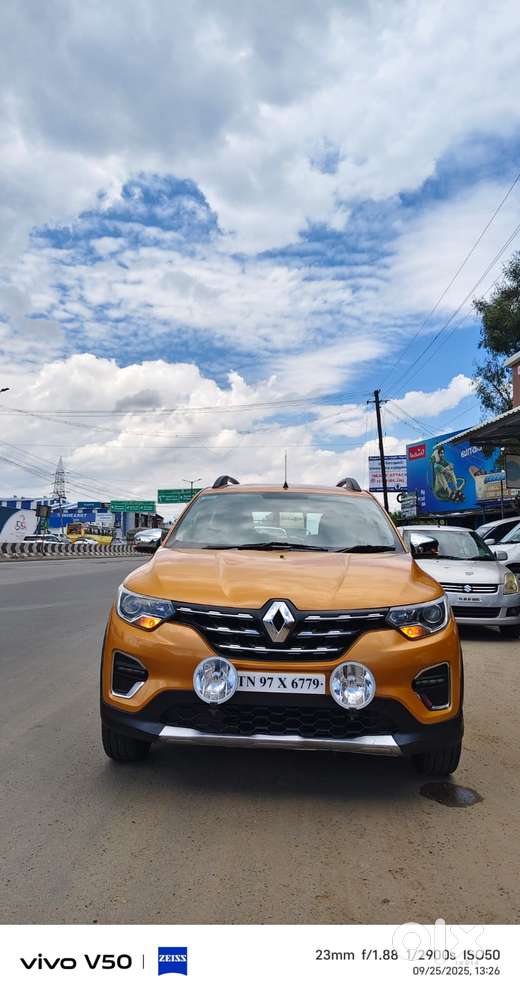 Renault Triber RXZ, 2021, Petrol