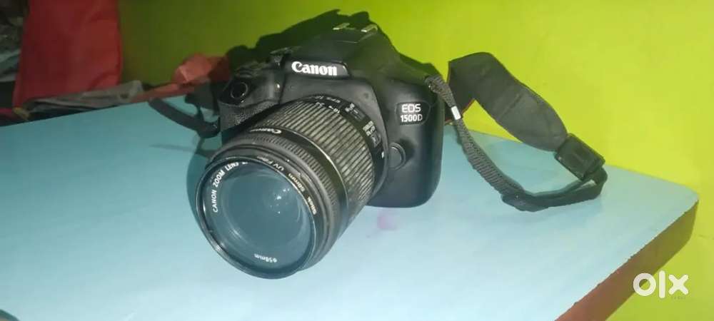 Canon 1500 D