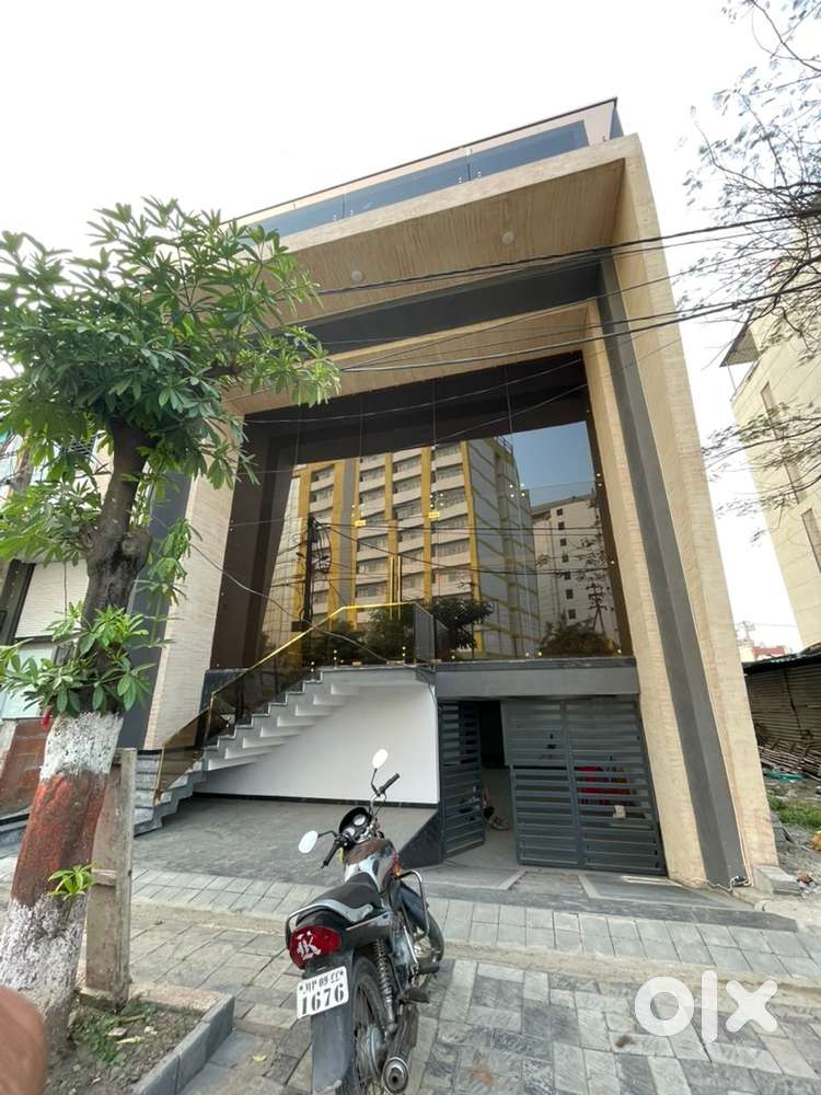 Showroom office