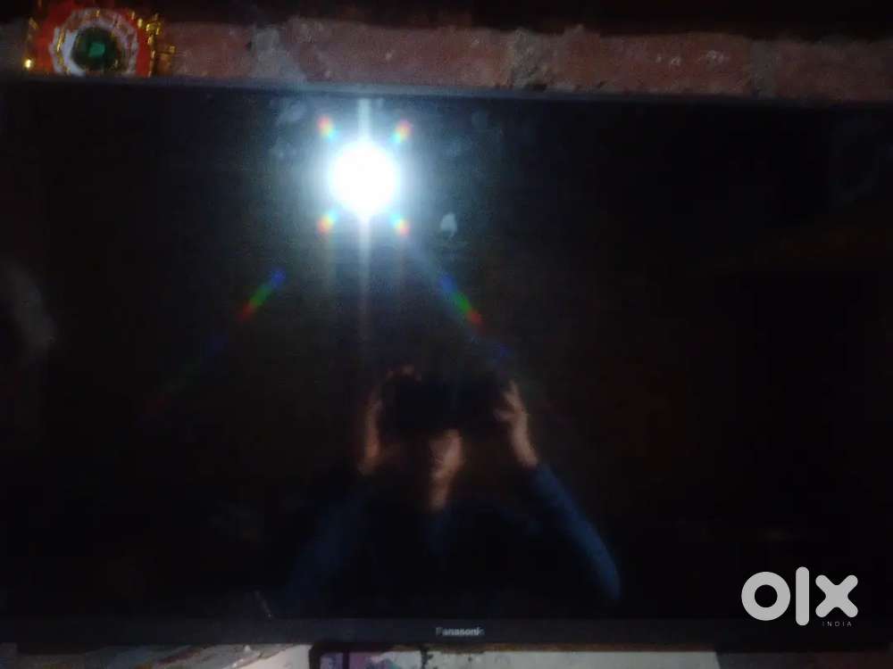 Panasonic android wireless feature 32 inch TV