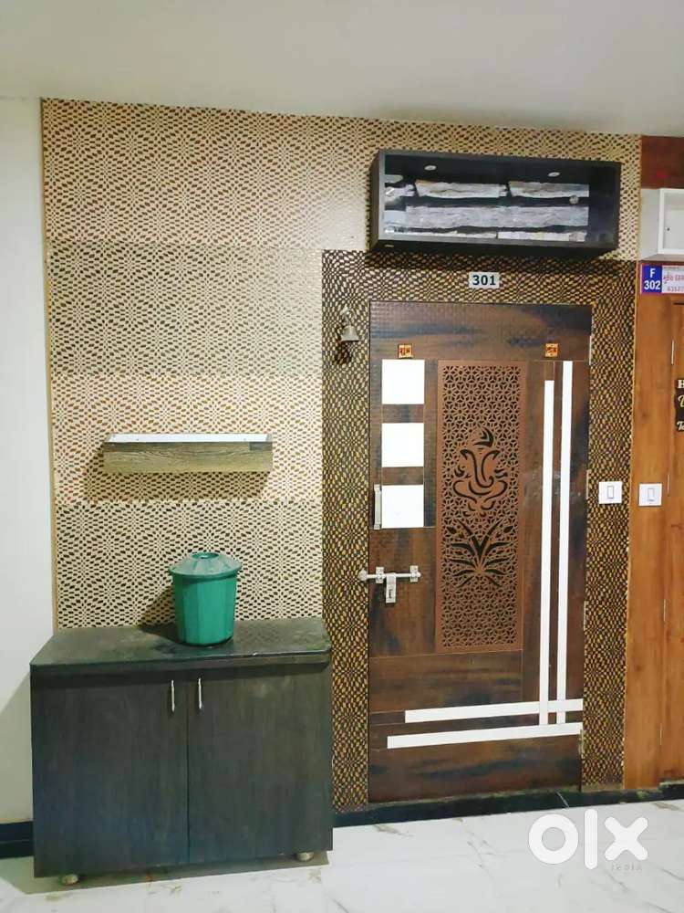 FULLY FURNISHED READY TO MOVE