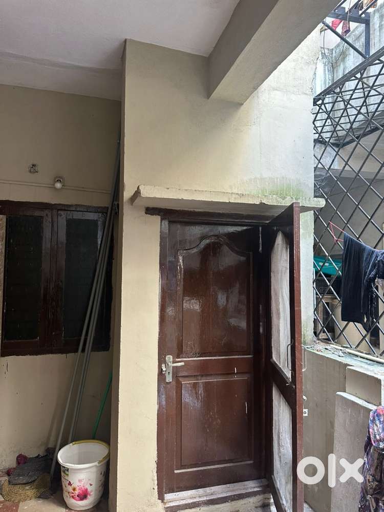 Individual single room rent for office