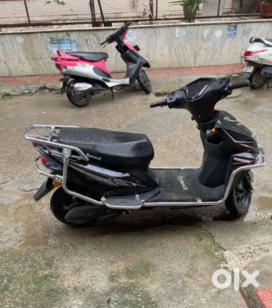 Electric Scooty For Sale