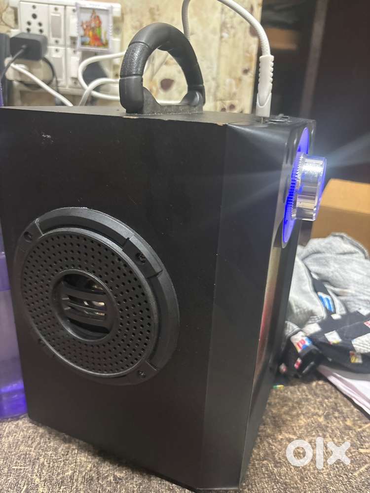 Portable Bluetooth speaker