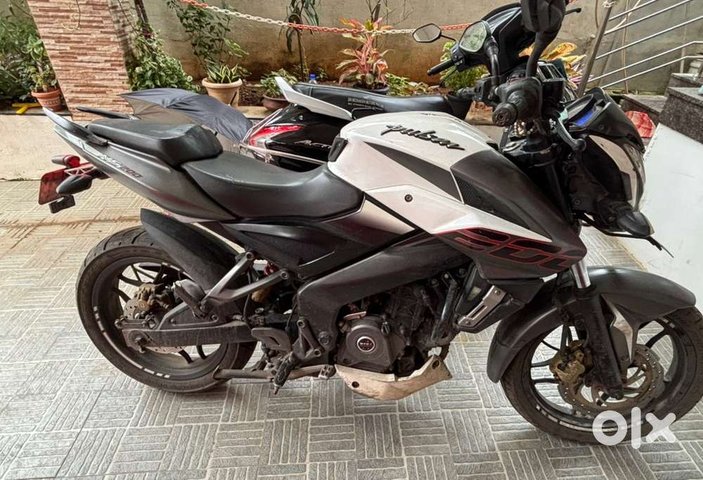 Bajaj ns 200 for sale