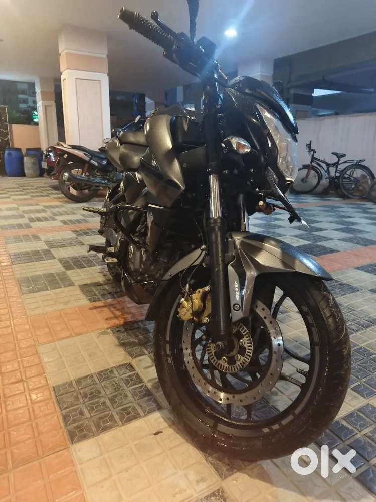 Bajaj Pulsar NS200 2019 Model