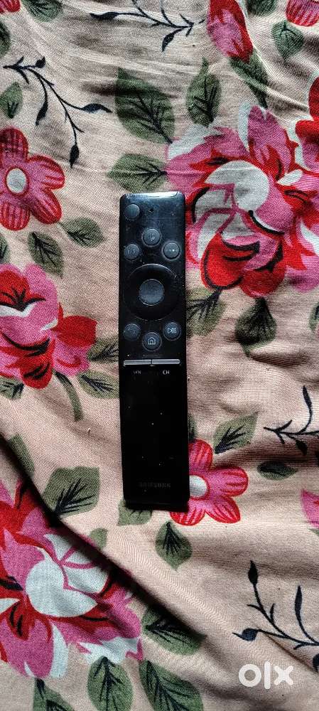 Samsung smart tv voice remote good condition