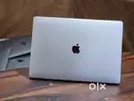 Apple Macbook Pro i7 16GB Ram 512GB Apple SSD Touchbar Touch ID
