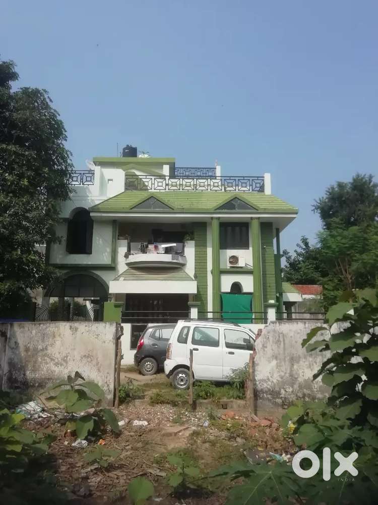 Vinod vihar colony nr. Dr ghanshyam singh pg college soyepur varanasi