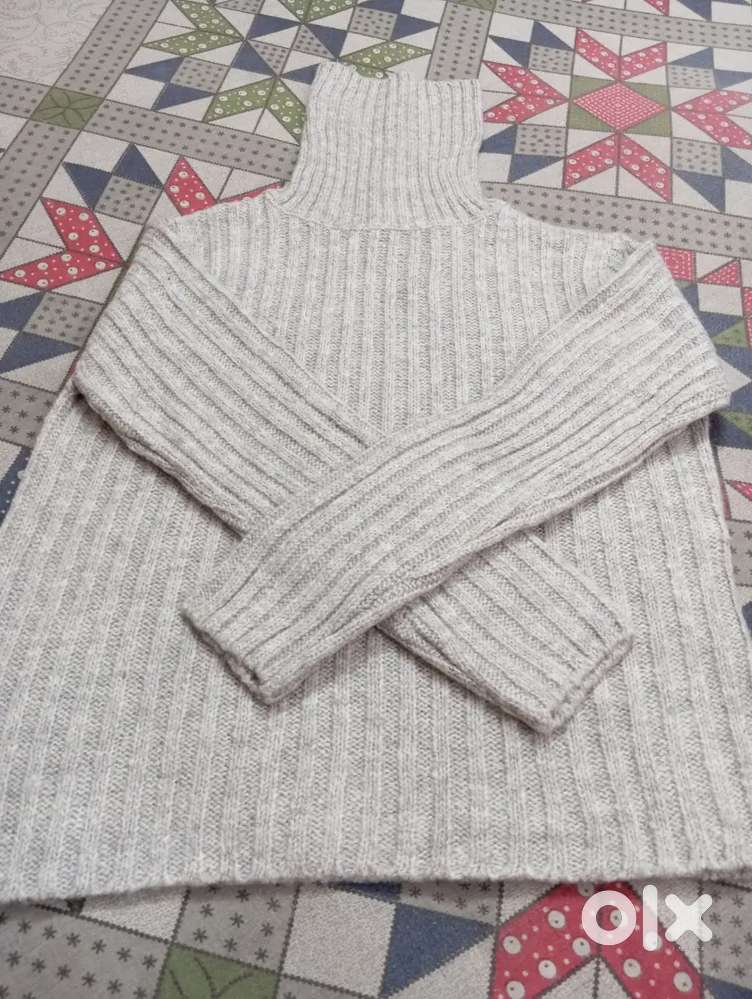 Woolen sweater