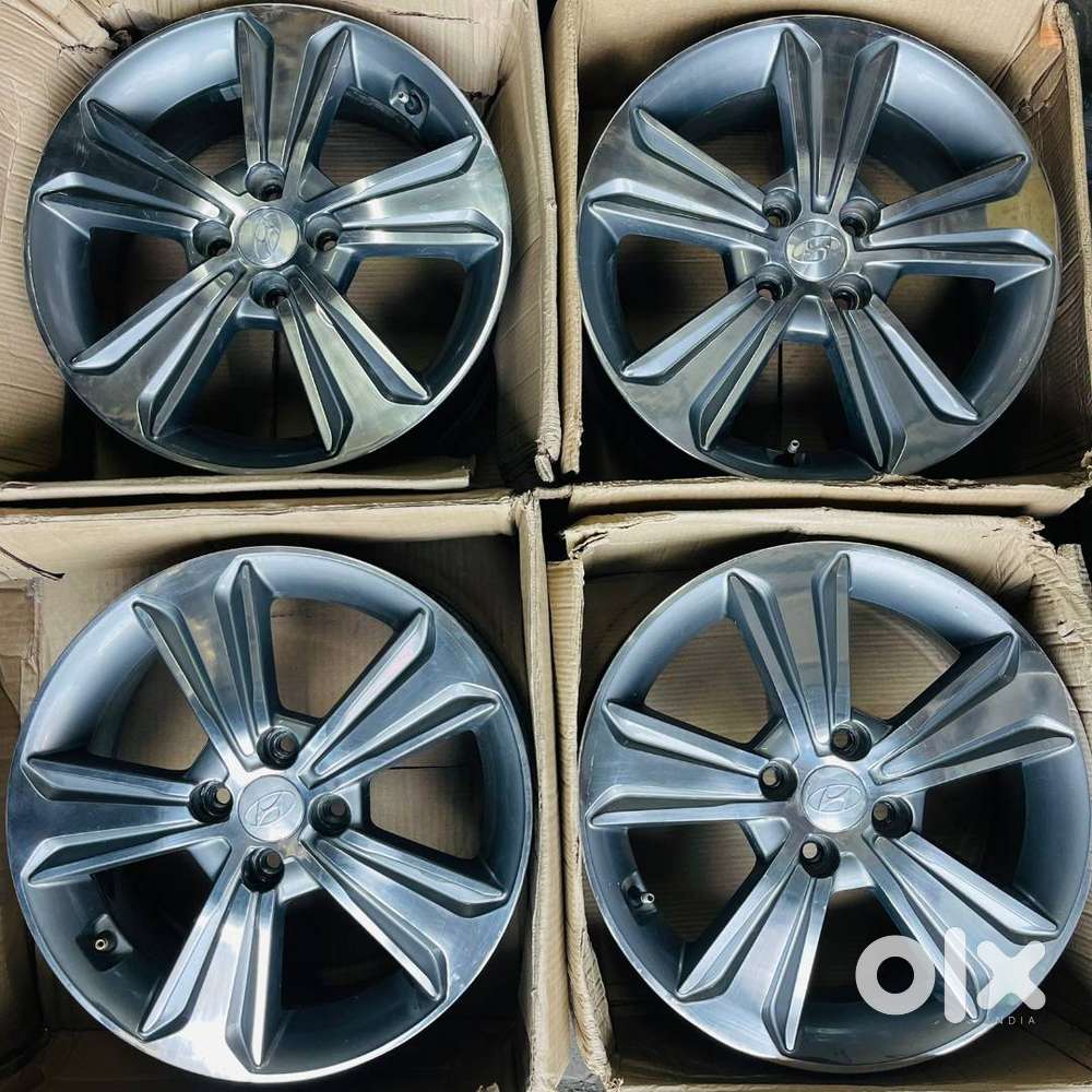 VERNA ALLOY WHEELS 16 INCHES (VERY GOOD CONDITION)