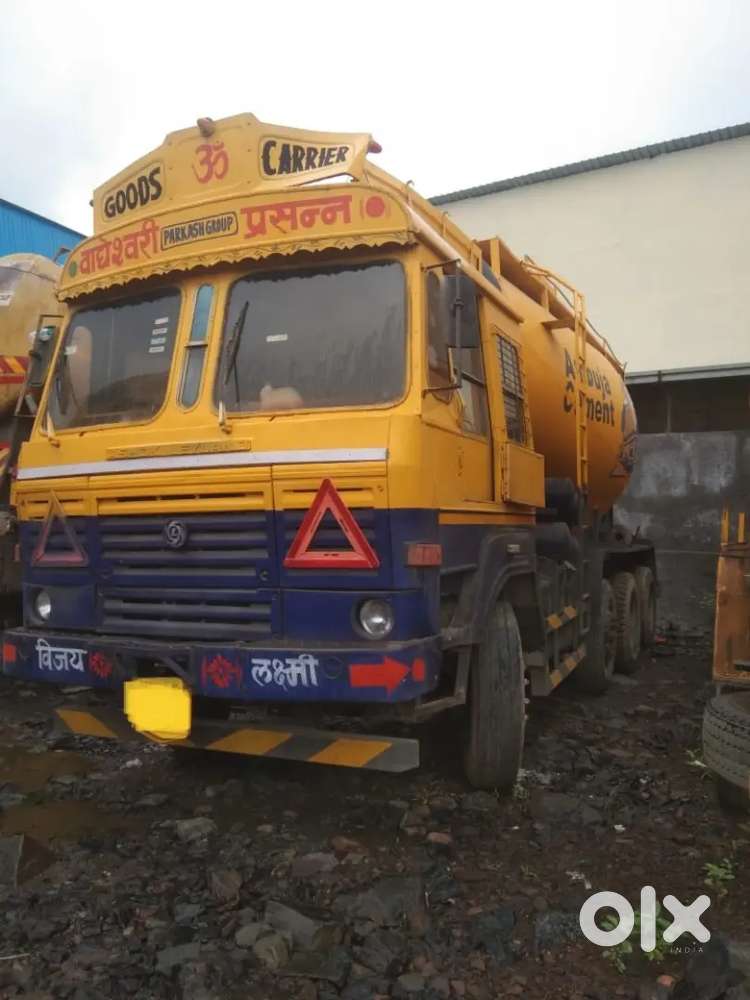 Bulker, Ashok Leyland 3118, model 2017, cabin chassis also available