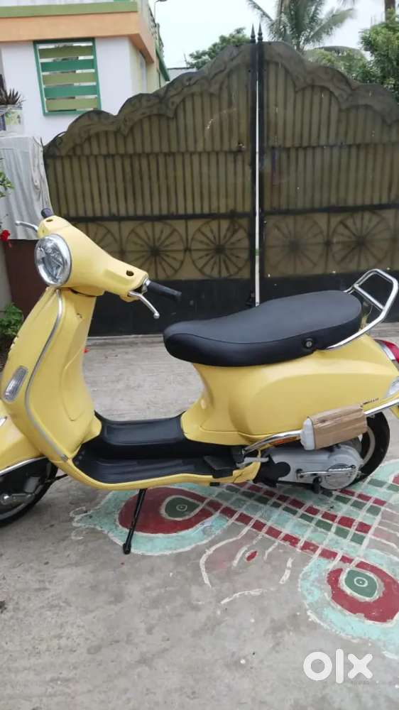 LML vespa new one for sale.